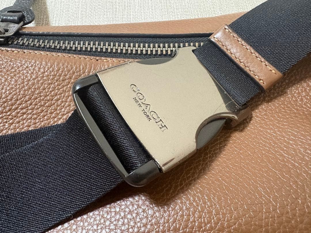 N*N様 COACH MEN'S ショルダーバッグ