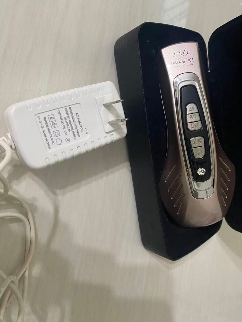 ドクターアリーヴォゴースト LED EMS 美顔器