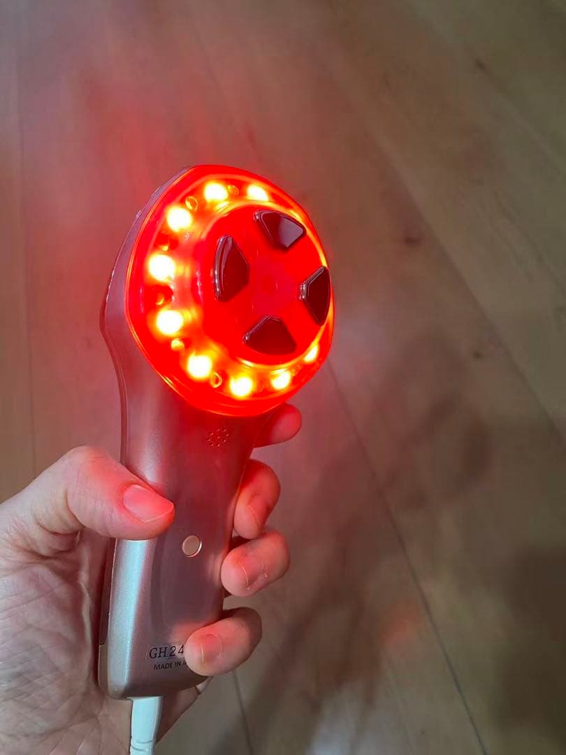 ドクターアリーヴォゴースト LED EMS 美顔器
