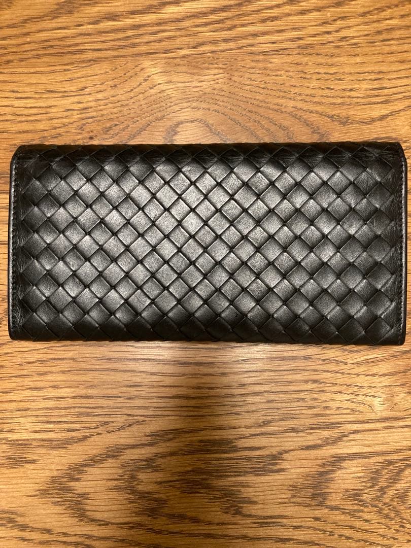 【間もなく商品を取り下げます！！】ボッテガ・ヴェネタ/イントレチャート長財布