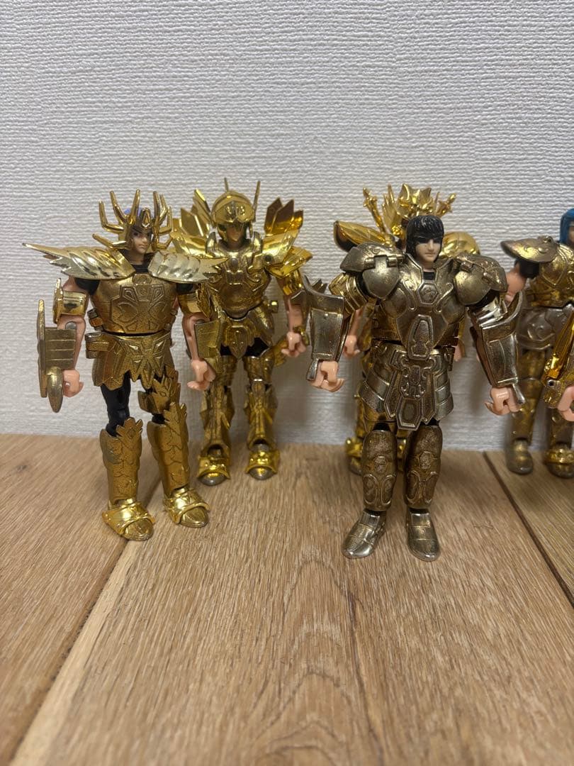 聖闘士星矢　黄金聖衣 9体　ジャンク BANDAI 当時物