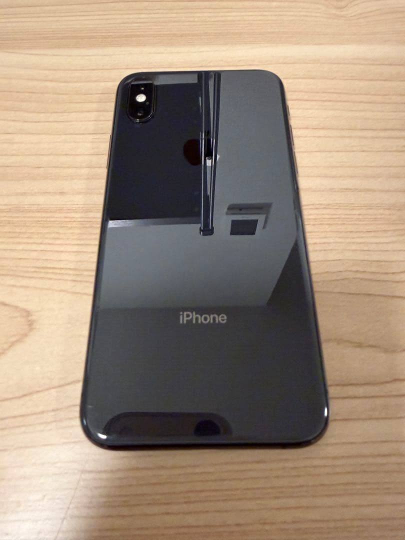 iPhone Xs 64GB スペースグレイ SIMフリー