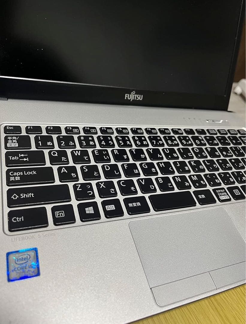 j*0様 富士通FUJITSU ノートパソコン 13.3型/MS Office