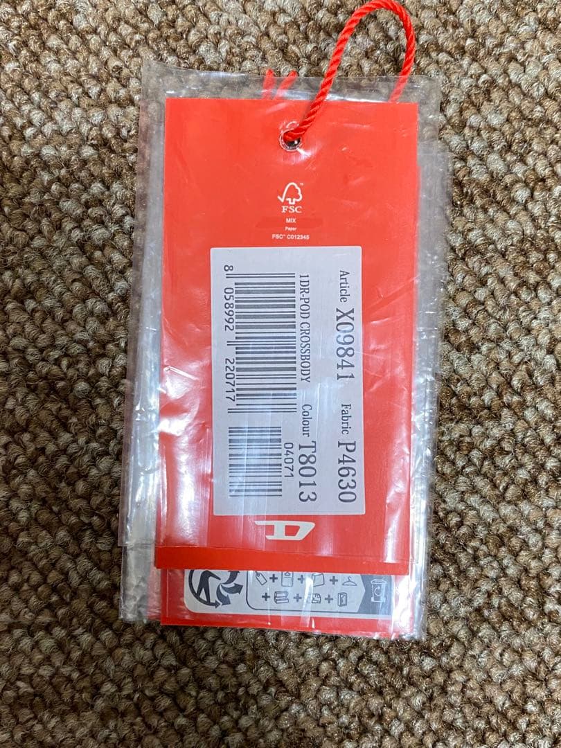 DIESEL ディーゼル 1DR-POD CROSSBODY ブラック