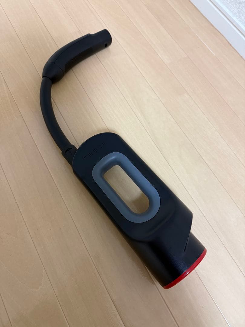 Tesla CHAdeMOアダプター 使用頻度少　テスラ　チャデモ