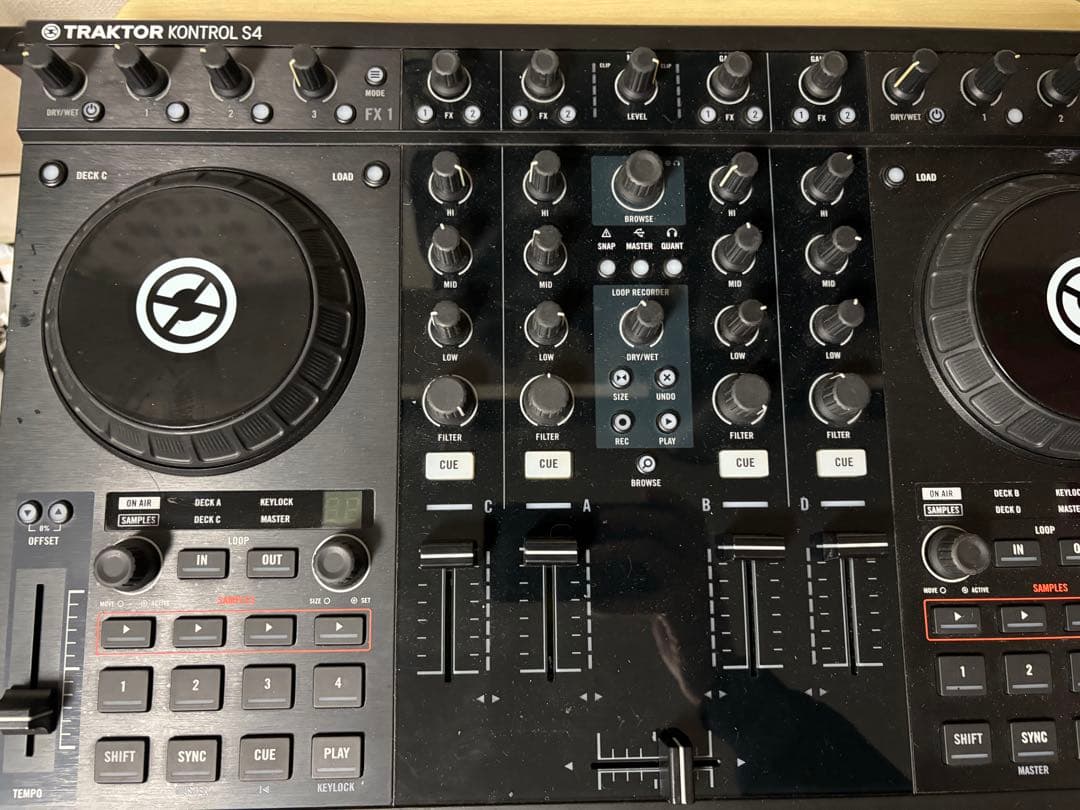 NI Traktor KONTROL S4 MK1 | DJコントローラー