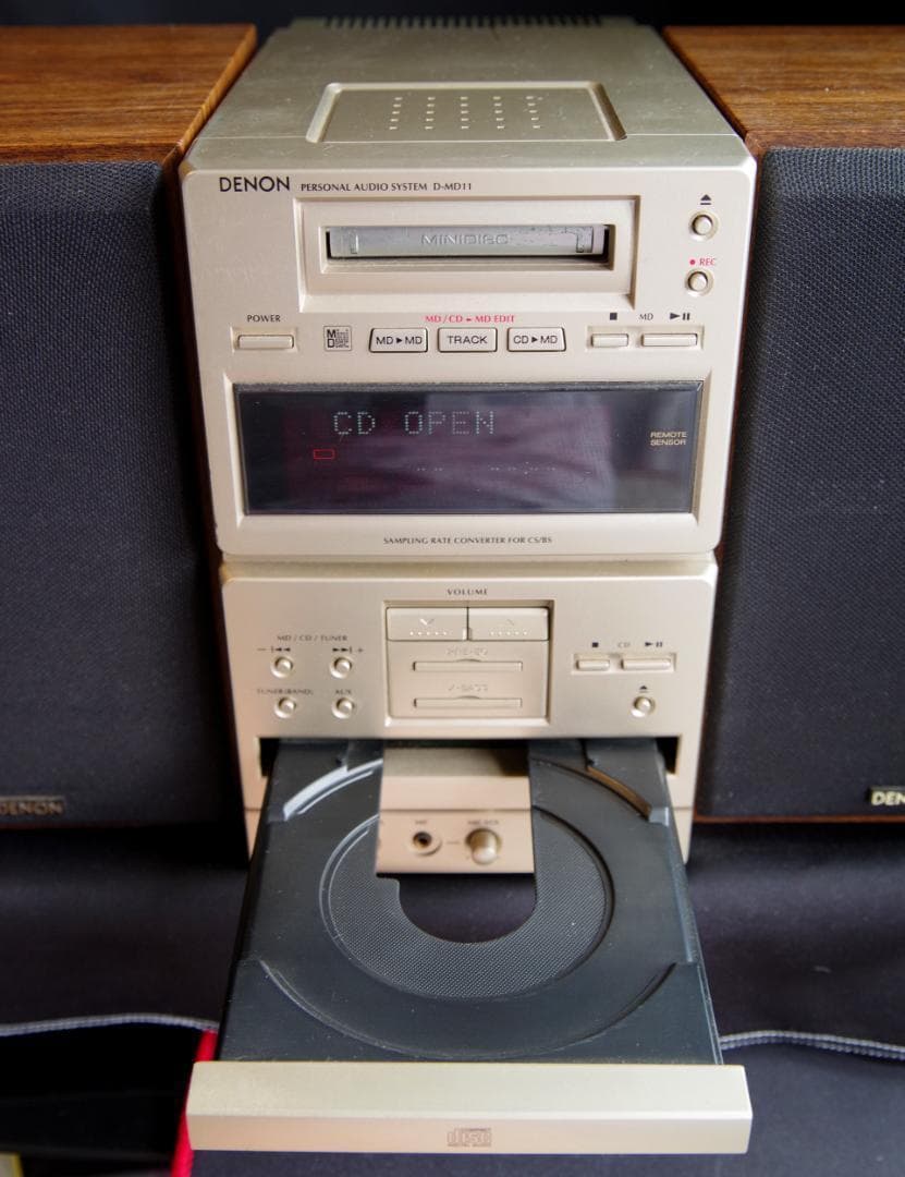 DENON　MD /CD ミニコンポ（USCMD11）（DMD11）