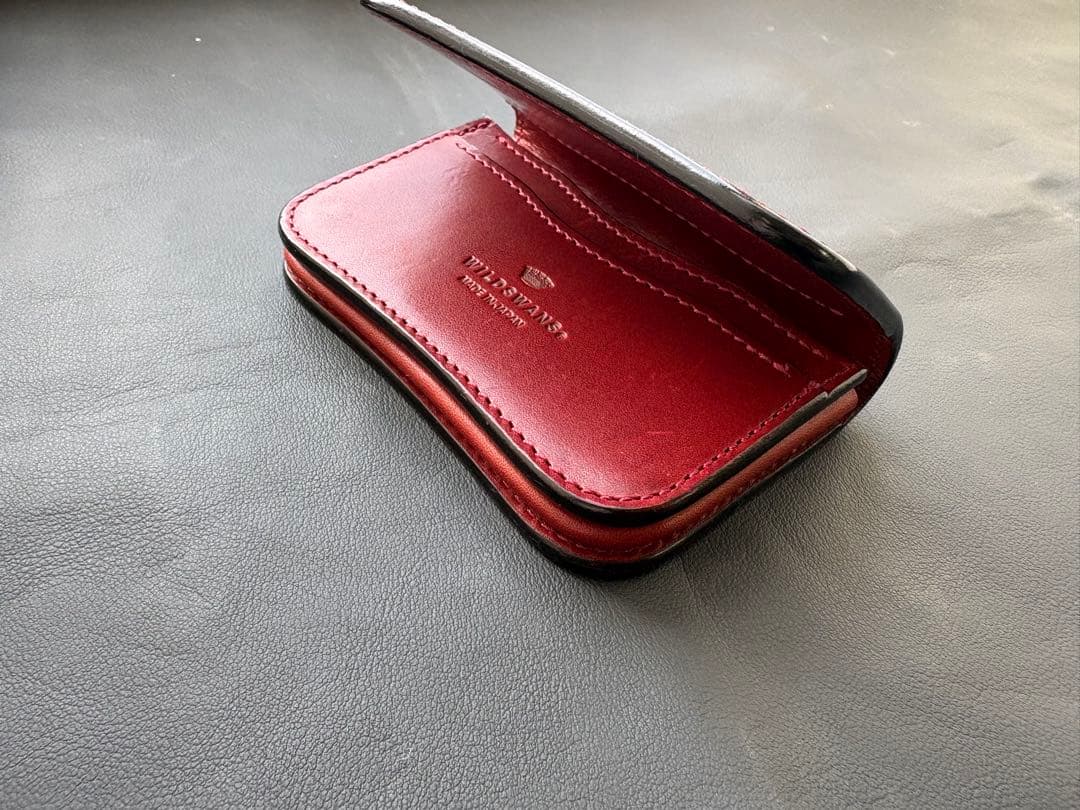 ジェネラル ワイルドスワンズ　 サドルプルアップ　チョコ　バーガンディ　名刺入れ