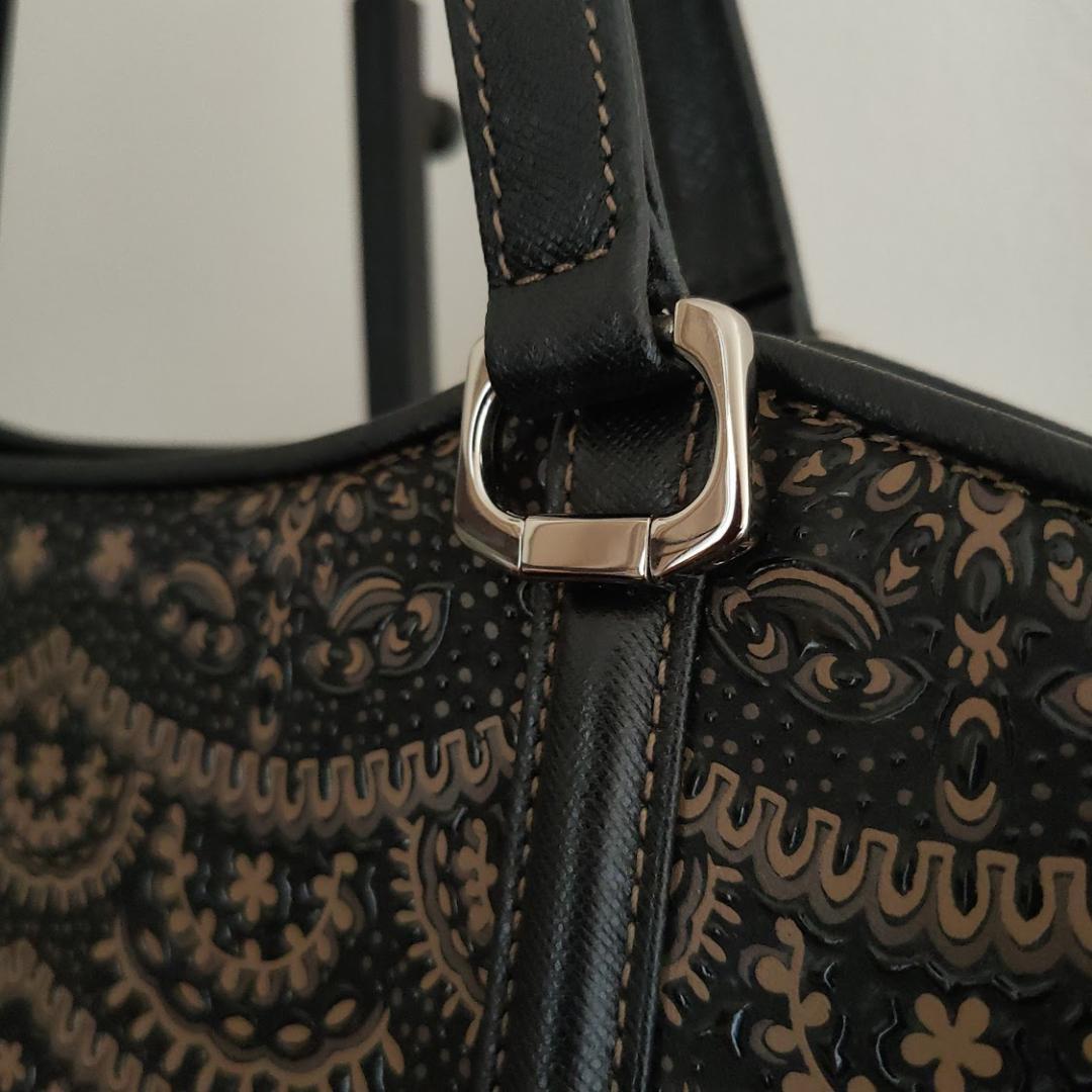 新品 印傳屋 ハンドバッグ トートバッグ プライデン 手提げ レース柄