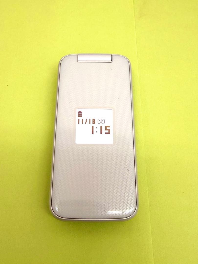 ドコモ 携帯電話 F-01M らくらくホン ホワイト 美品