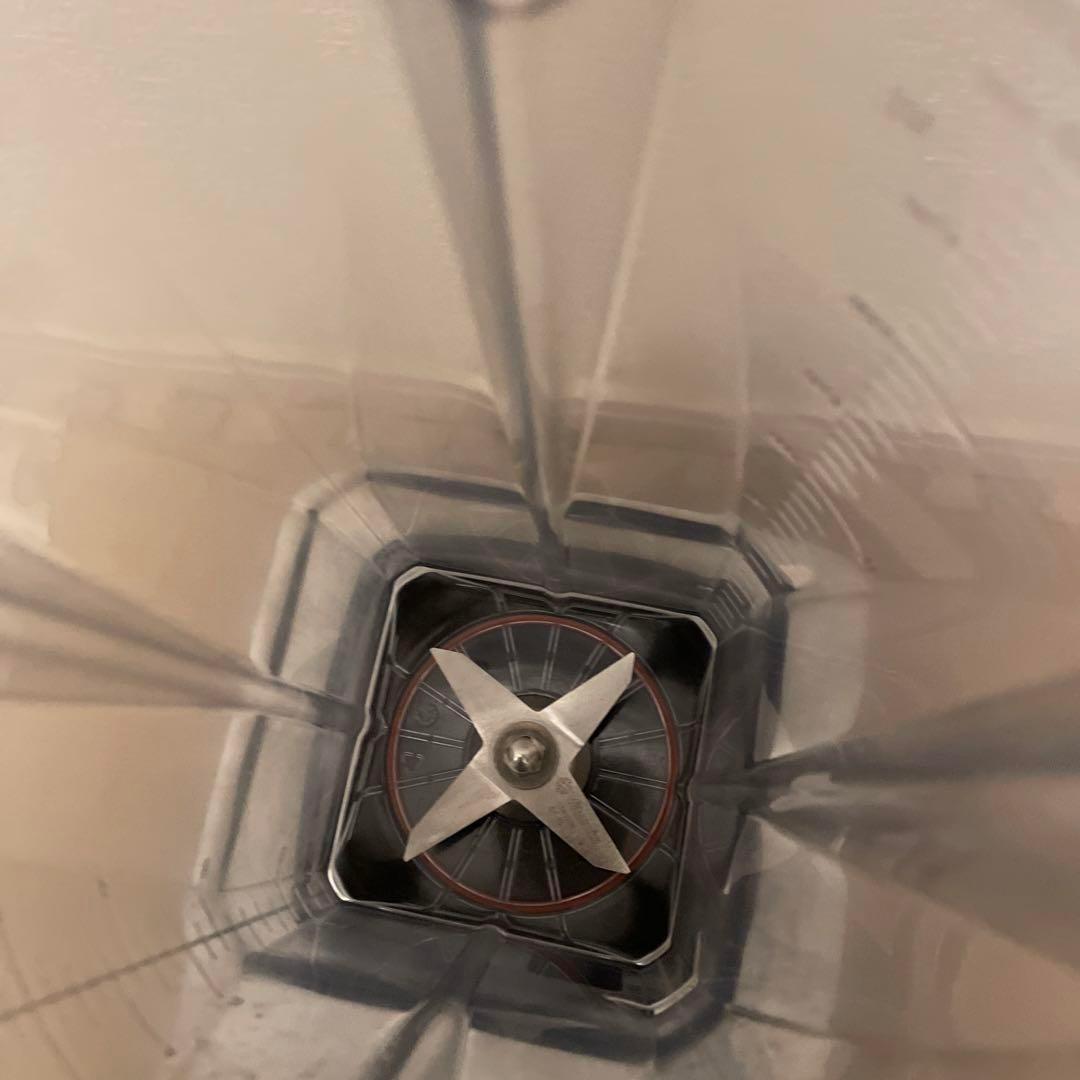 バイタミックス 白　バイタミックス スムージー　ミキサー