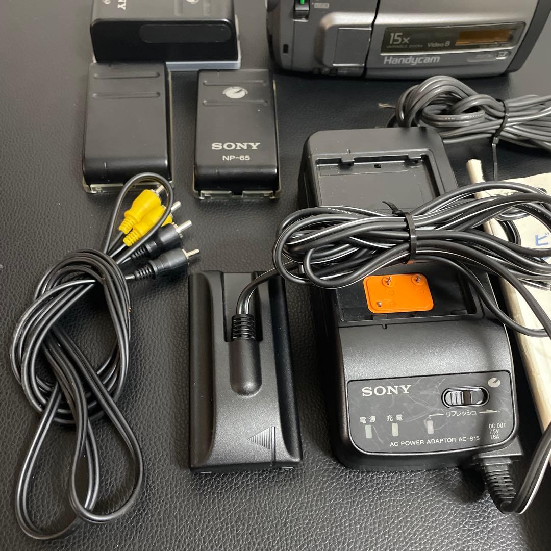 Sony ccd-trv20 8mm ビデオカメラ　trv20 Video8