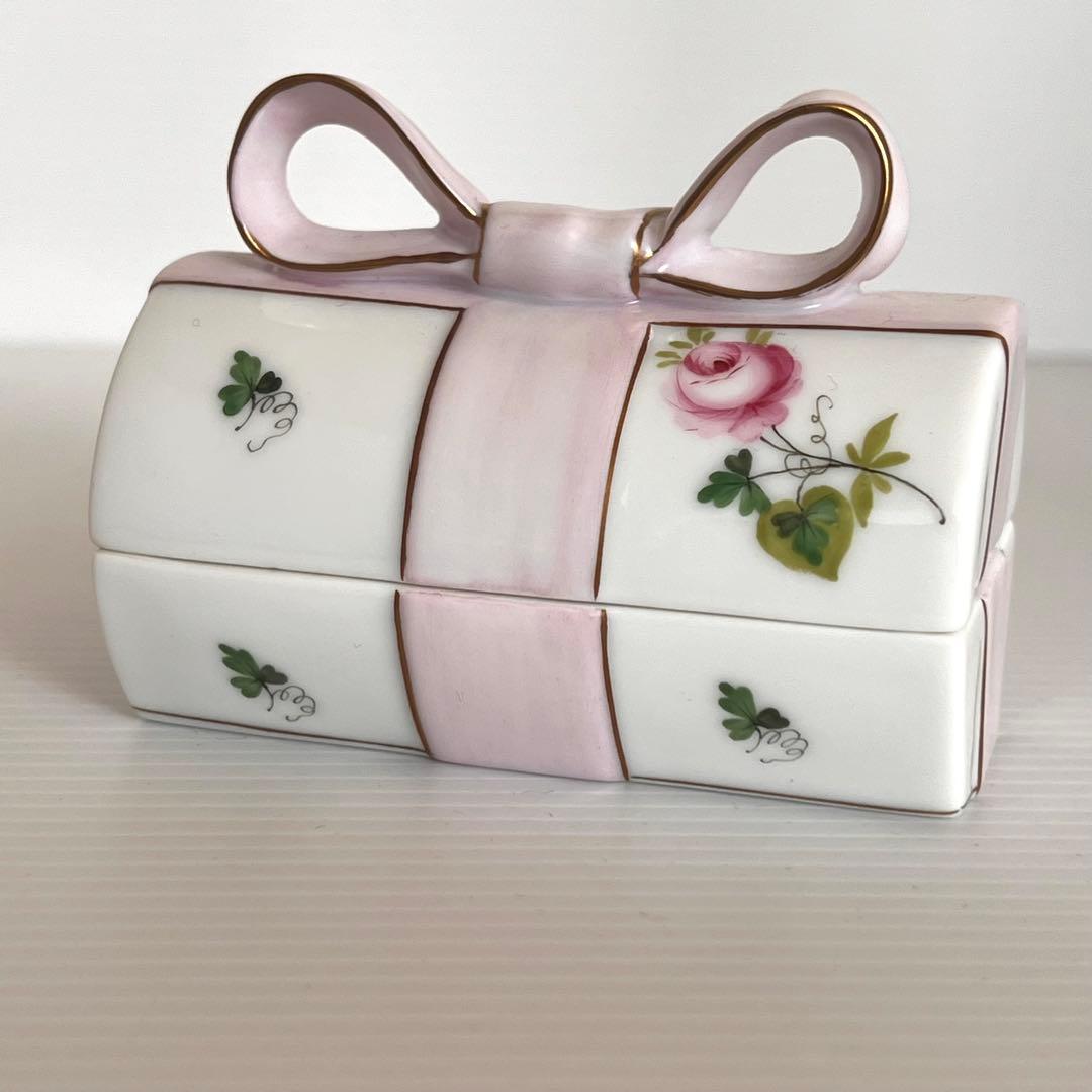 ヘレンド ウィーンの薔薇 ピンク リボンボックス 小物入れ