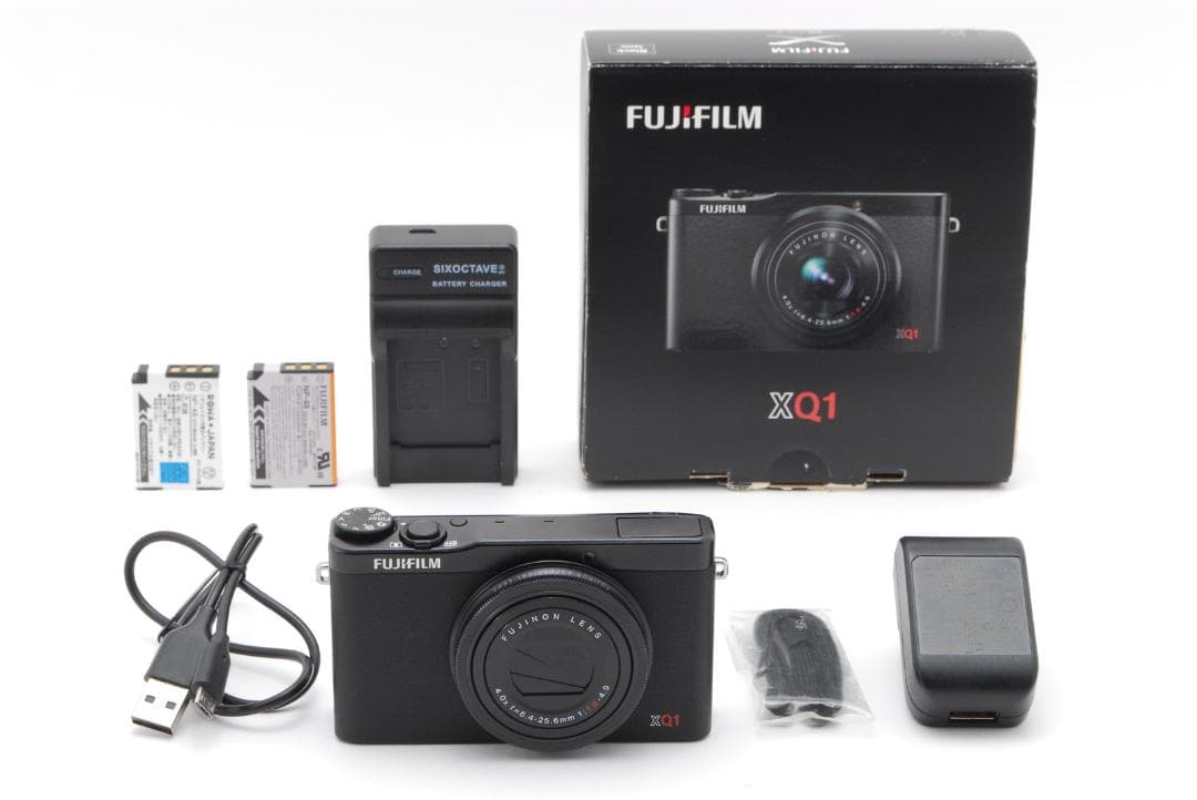 FUJIFILM XQ1 コンパクトデジタルカメラ