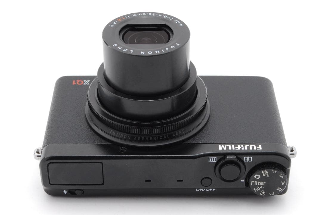 FUJIFILM XQ1 コンパクトデジタルカメラ