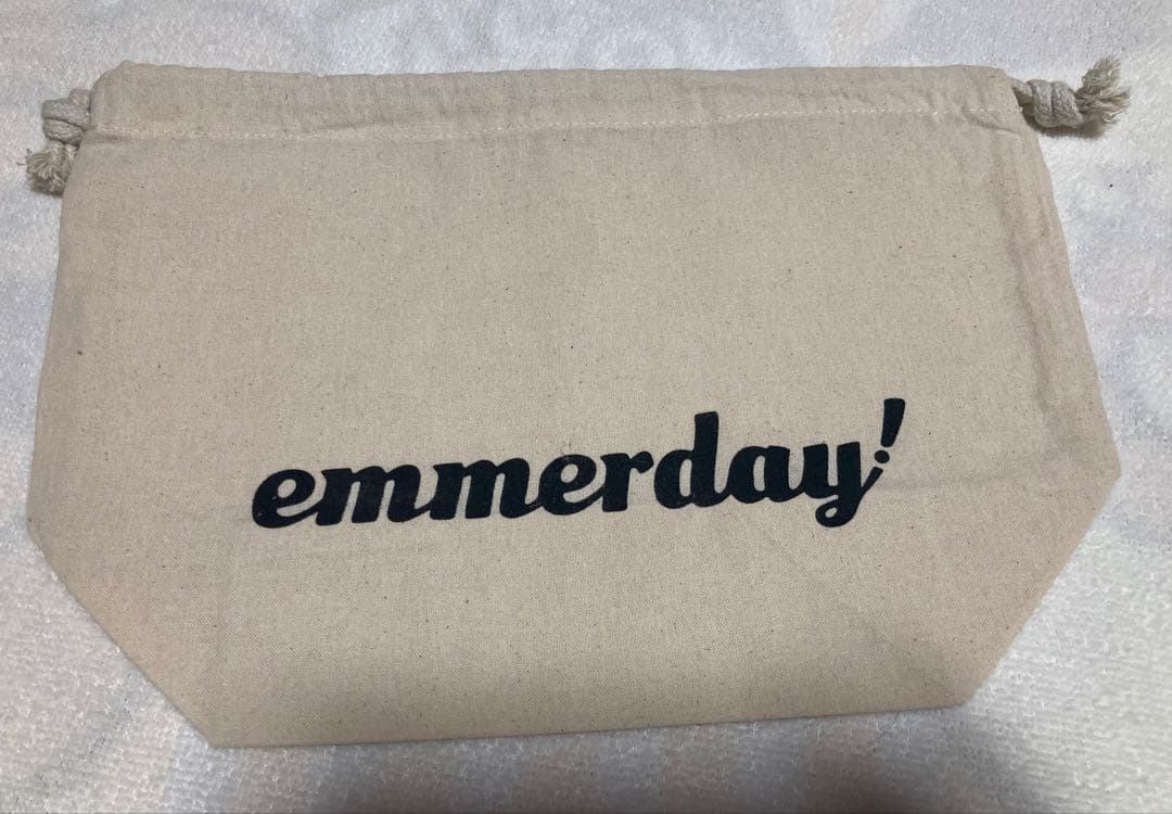 emmerdey ノンワイヤーブラ2枚セット オリジナルポーチ付き