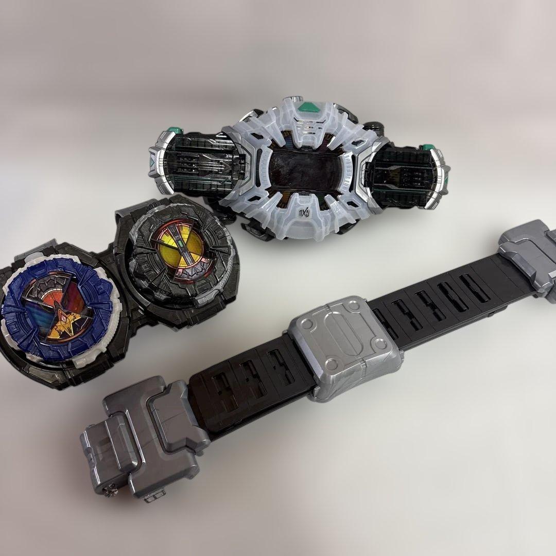 BANDAI 仮面ライダージオウ　DXジクウドライバー　DXライドウォッチ　武器