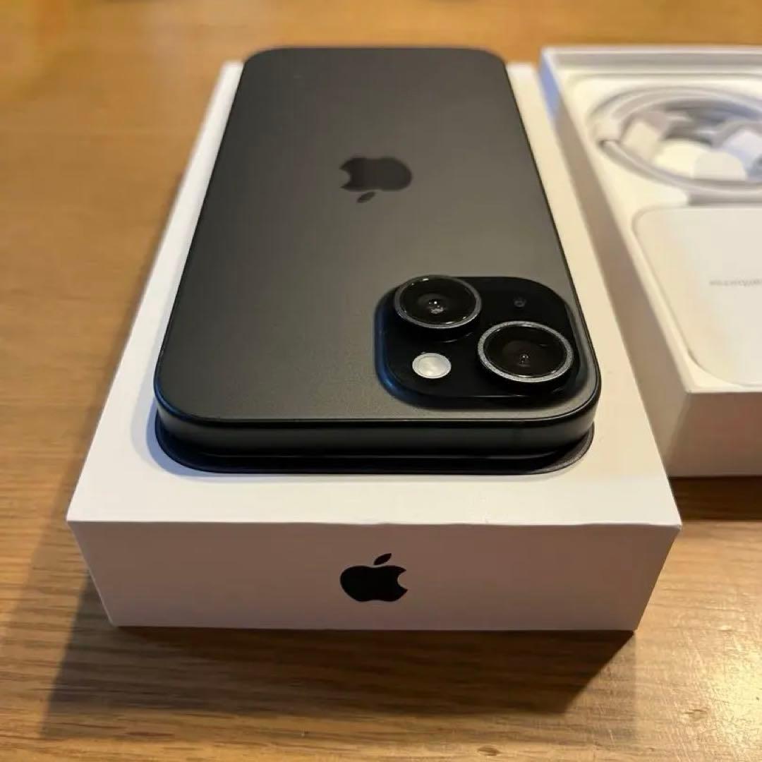 【新品未使用】 iPhone15 128GB 充放電回数0 黒 SIMフリー