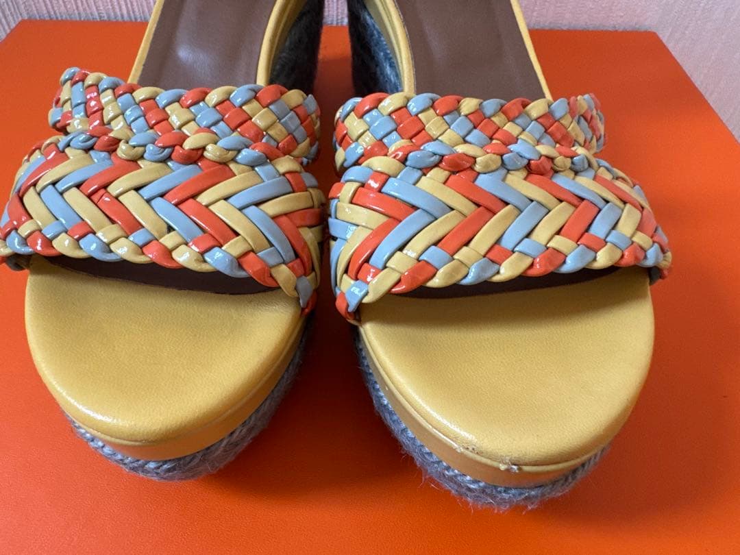 めるちゃんHERMES ウエッジソール　サンダル