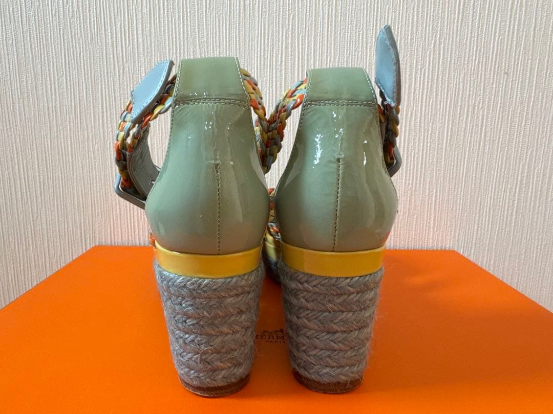 めるちゃんHERMES ウエッジソール　サンダル