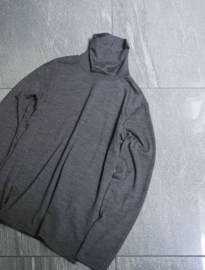 ト*ん様 MBハイエンド尾州ウールニットタートルネックカットソー グレー M