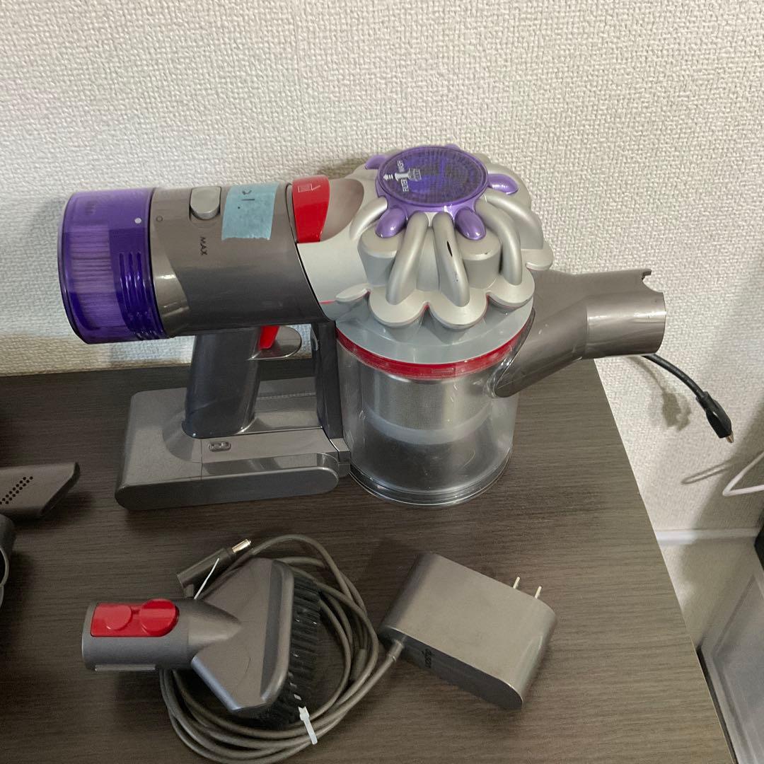 21. 『分解洗浄済み』動作確認済み　ダイソンDyson V8　SV10