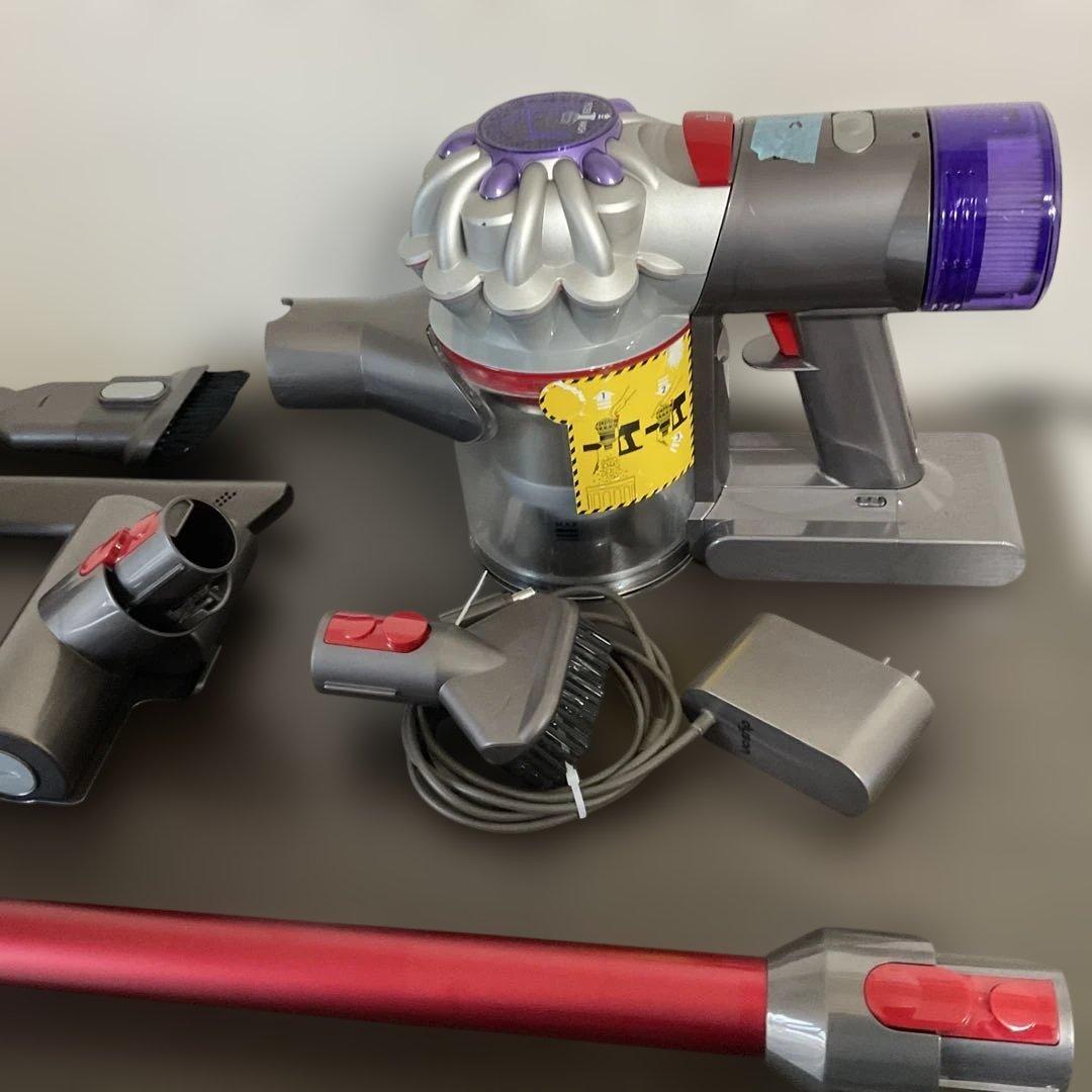 21. 『分解洗浄済み』動作確認済み　ダイソンDyson V8　SV10