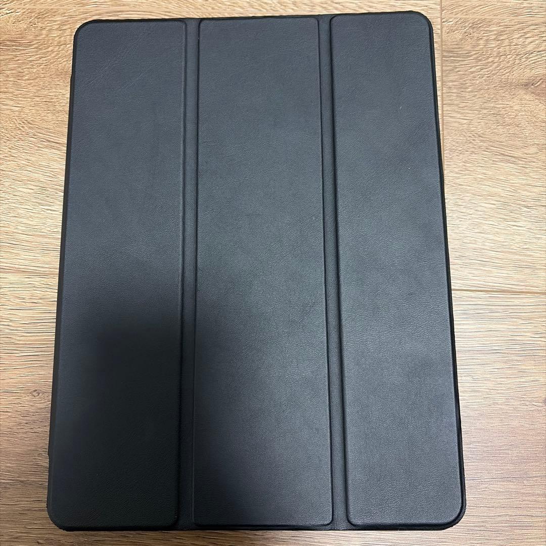 iPad7本体 ブラックカバー付き