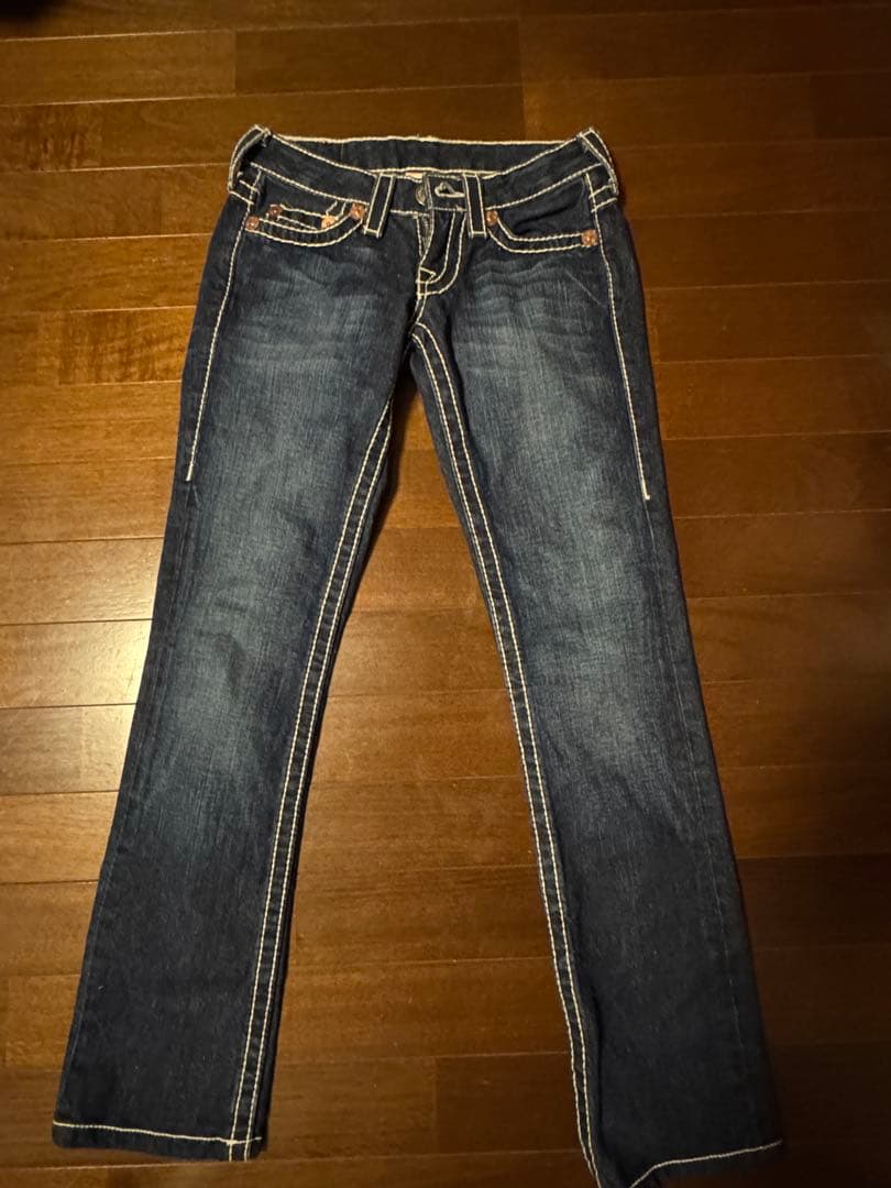 True Religion フレアパンツ ダークブルー