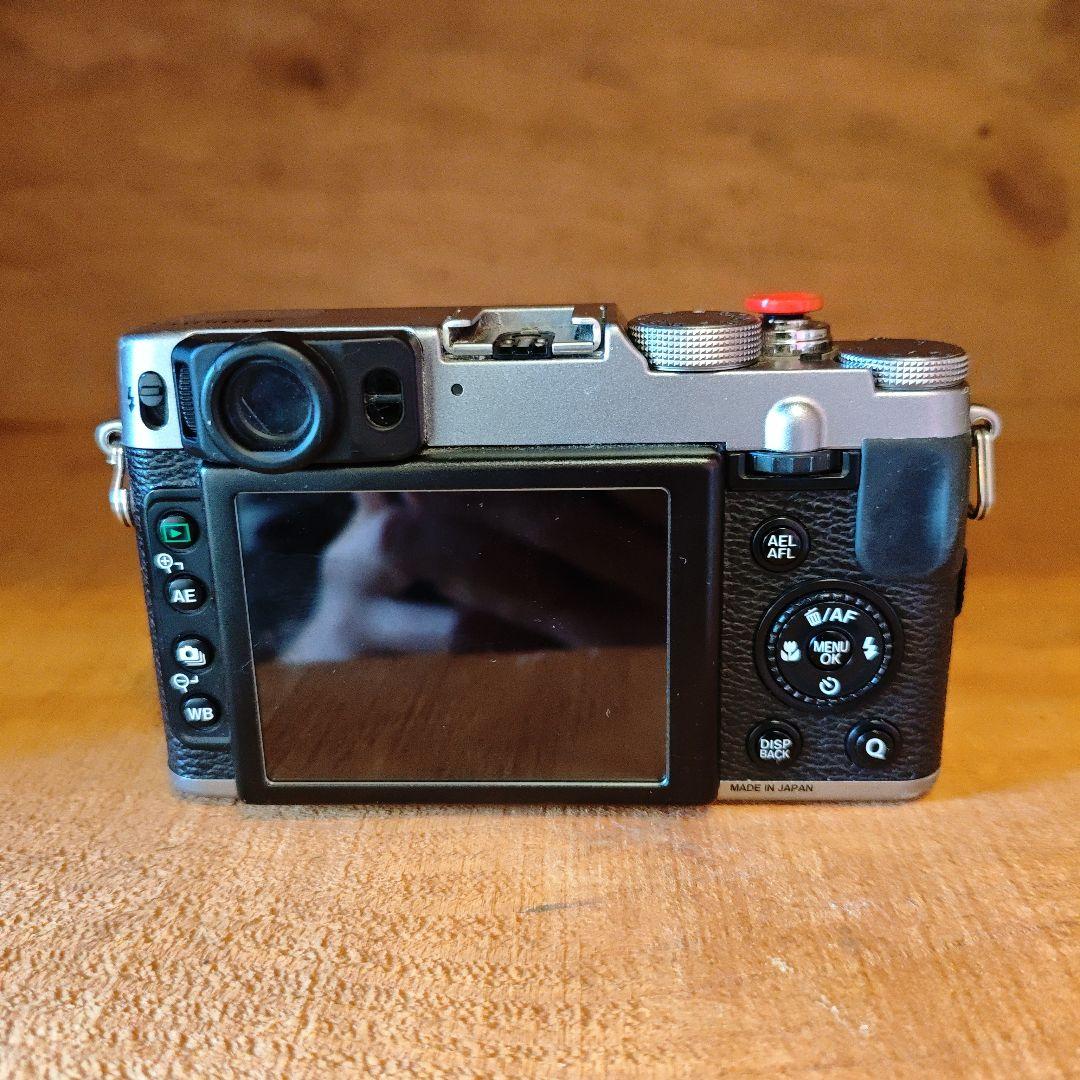 富士フイルム FUJIFILM X20 ※ジャンク品／現状渡し