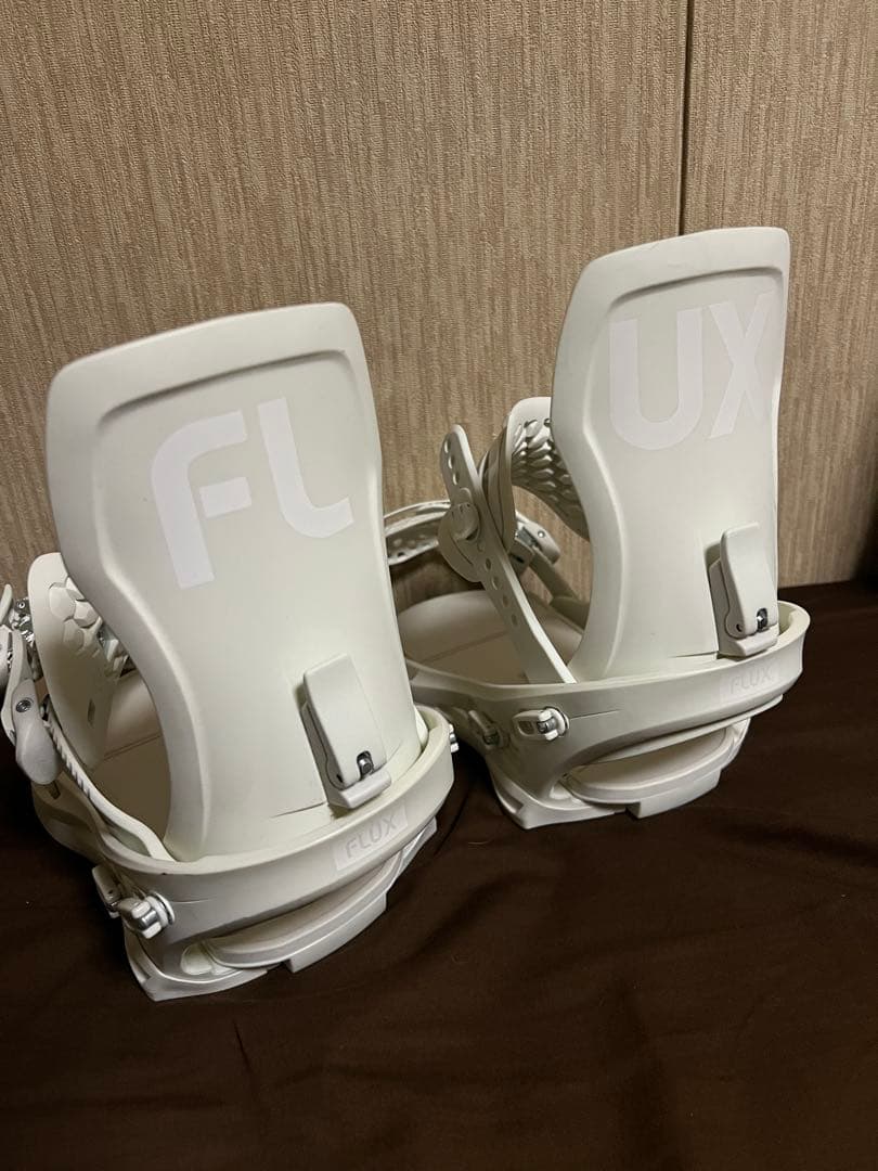 FLUX XF 23-24 スノーボード　ビンディング　ホワイト sサイズ