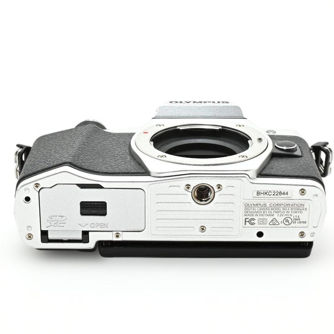 【美品・ショット数1425回】OLYMPUS OM-D E-M10 MarkII