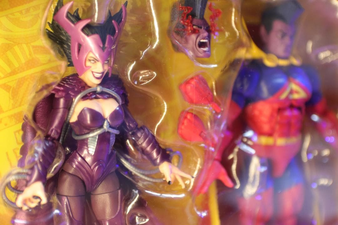 新品未開封マーベルレジェンズ デスバード & グラディエーター フィギュアセット