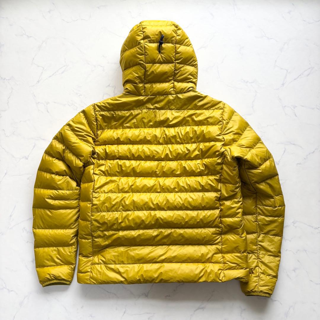 パタゴニア ダウンセーターフーディプルオーバー GOOUT表紙 イエロー L