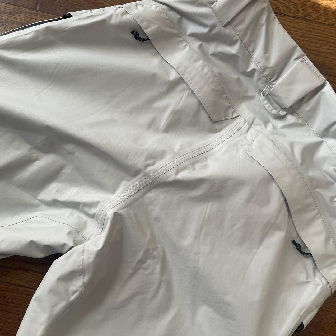 Burton [ak] Swash Mサイズ