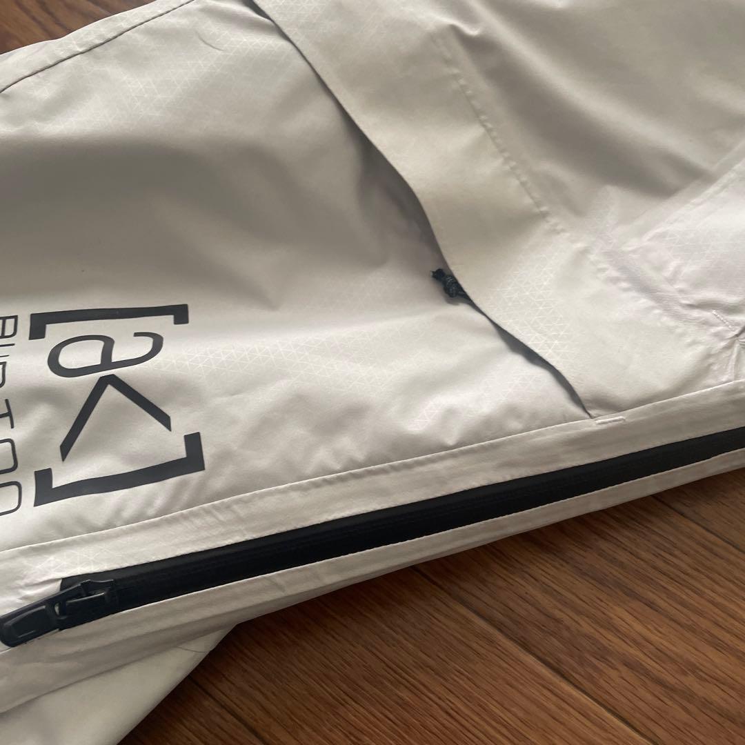 Burton [ak] Swash Mサイズ