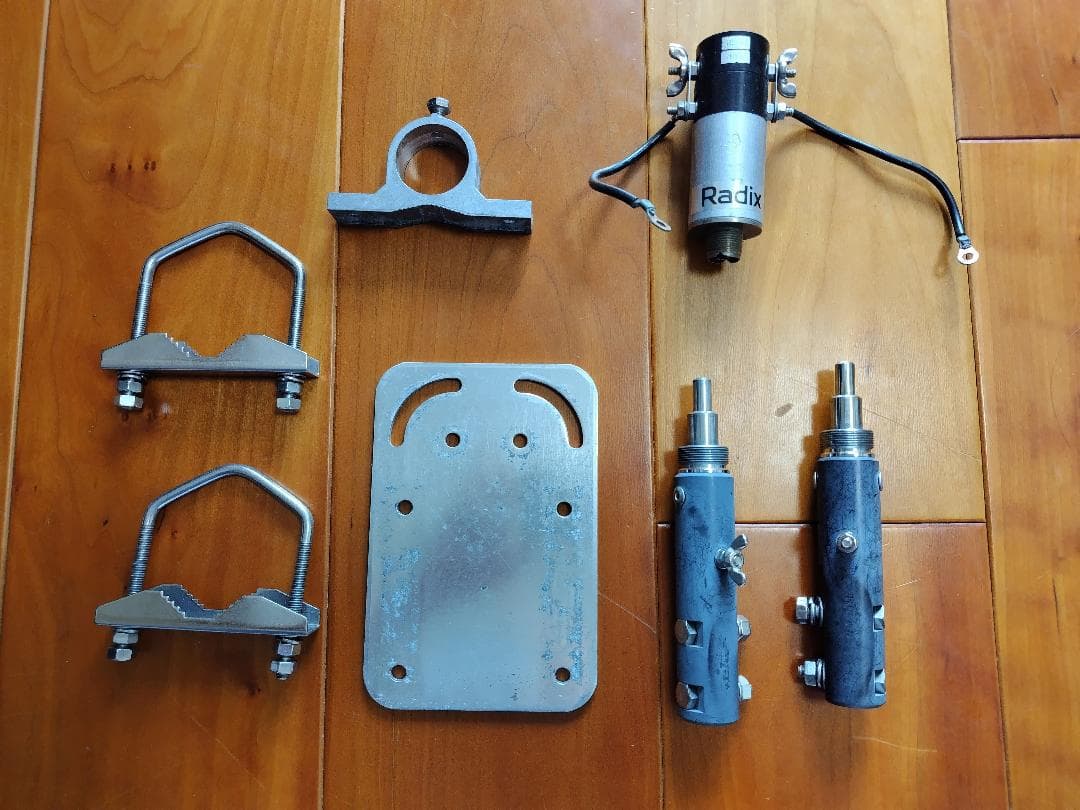 y*5様 ７Mhz用 Radix RD-V40 V型短縮ダイポールアンテナ