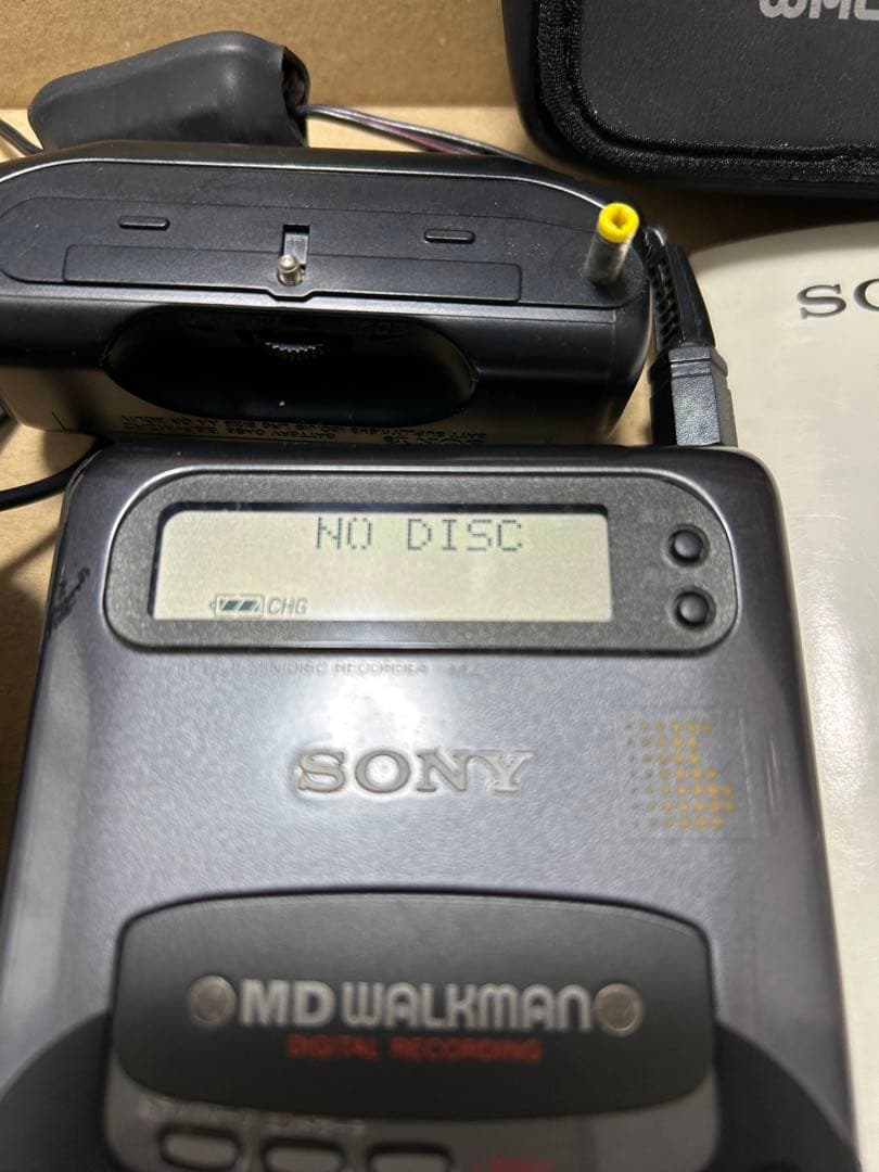 SONY MDウォークマン MZ-R2 通電・液晶表示確認済み