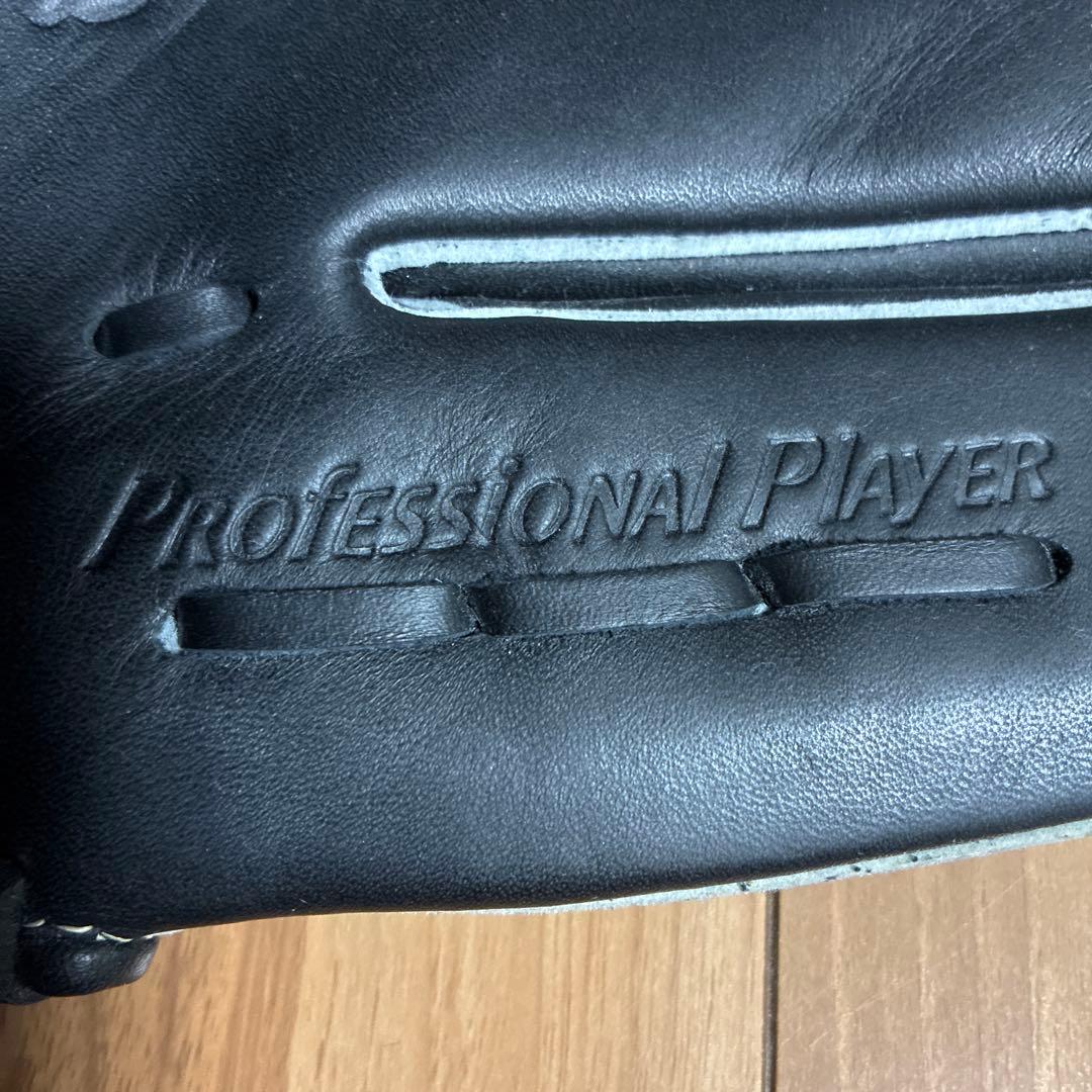 ZETT軟式グローブ黒／プロフェッショナルプレーヤー　※クリーナー&M号2個付き