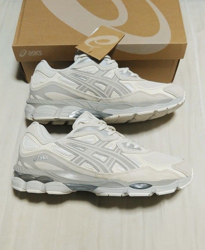 新品箱入 ASICS GEL-NYC アシックス ゲル エヌワイシー 28.5㎝