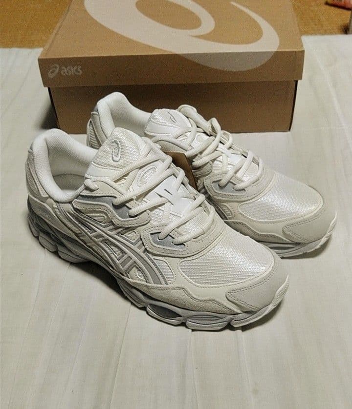 新品箱入 ASICS GEL-NYC アシックス ゲル エヌワイシー 28.5㎝