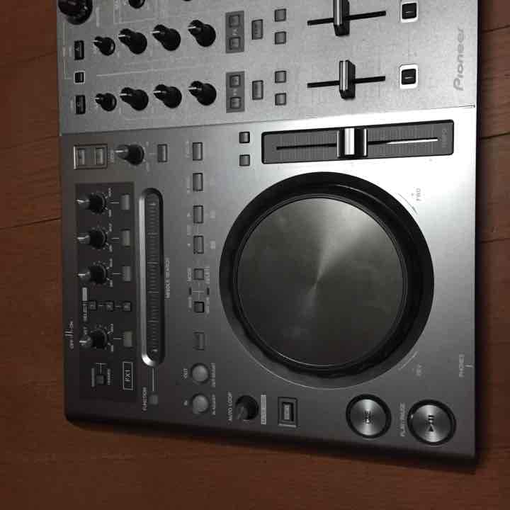 DDJ-T1 コントローラー