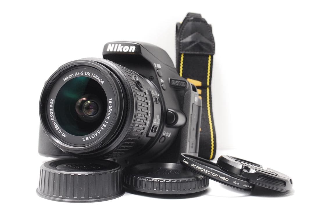 【使用回数僅少】美品 Nikon D5500 手ぶれ補正レンズ付き WiFi搭載