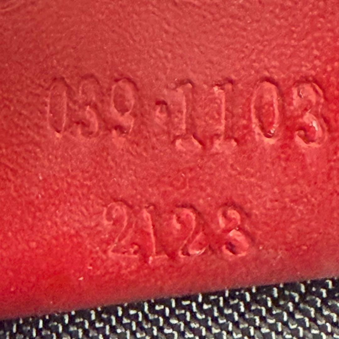 バッグ Gucci Accessory Pouch GG Canvas Handbag