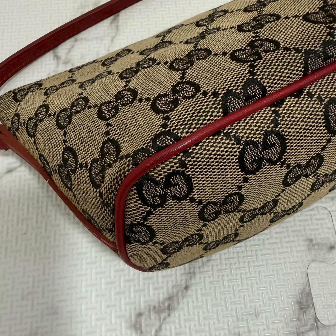 バッグ Gucci Accessory Pouch GG Canvas Handbag