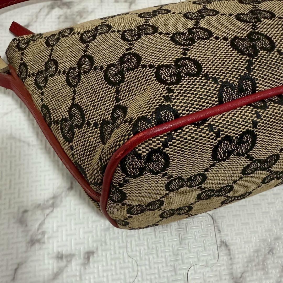 バッグ Gucci Accessory Pouch GG Canvas Handbag