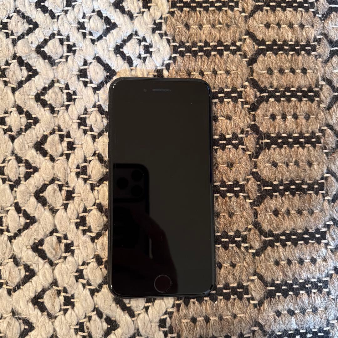 iPhoneSE 第3世代 128G ミッドナイト本体 箱付き SIMフリー