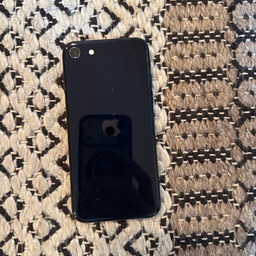 iPhoneSE 第3世代 128G ミッドナイト本体 箱付き SIMフリー