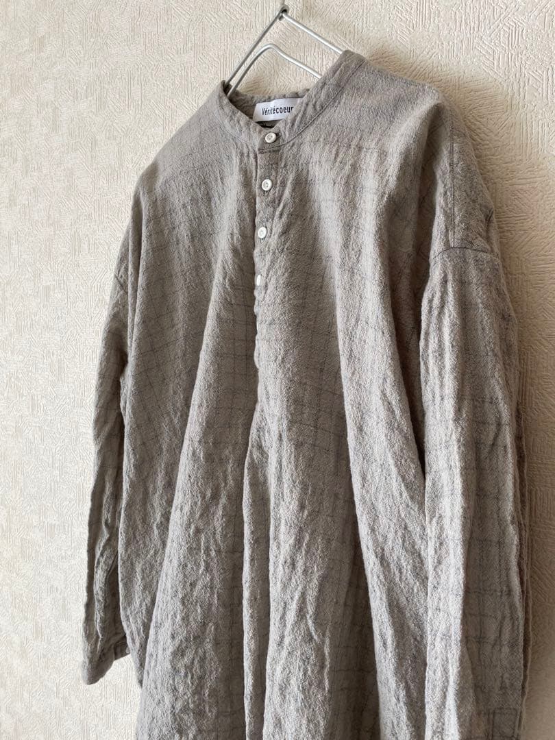 ヴェリテクール veritecoeurプルオーバー