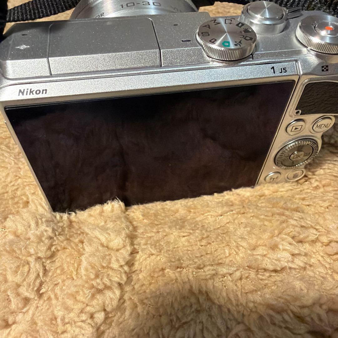 カ*ド様 Nikon 1 J5 ミラーレス一眼カメラ